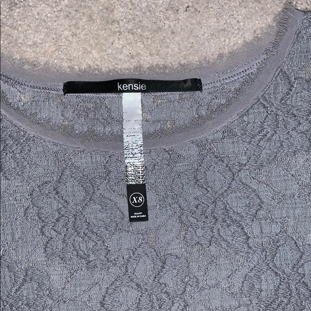 Kensie lace short sleeve top! Super Cute!